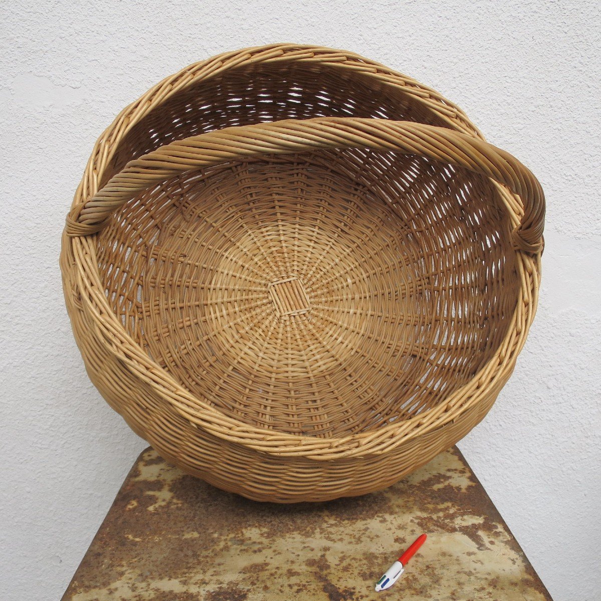 Proantic Round Wicker Basket, Large Model