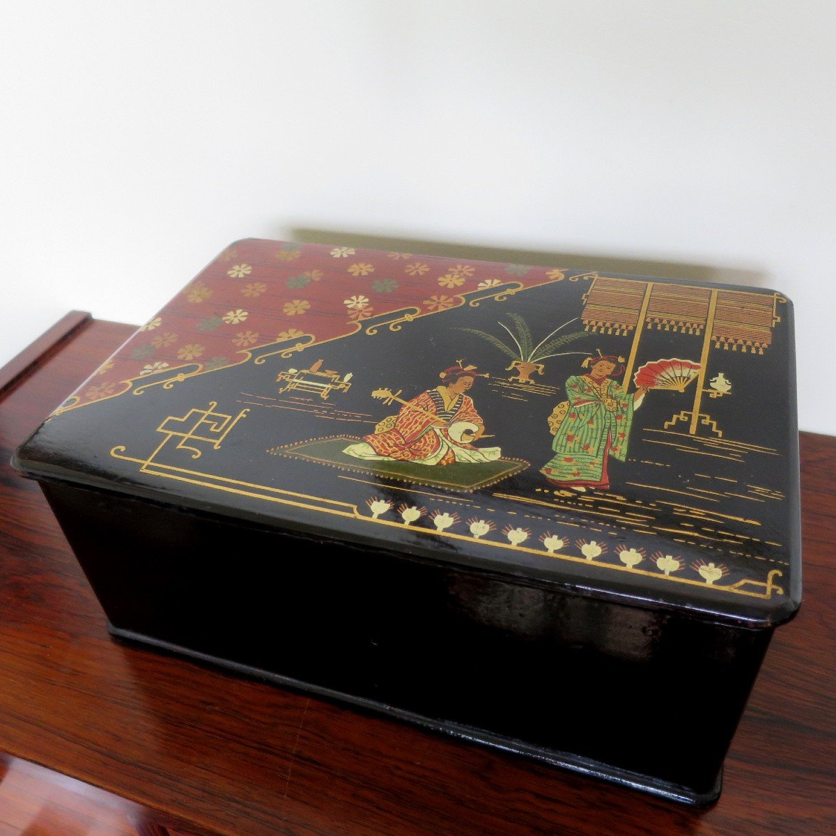 Napoleon III Box With Chinese Decor In Boiled Cardboard-photo-2