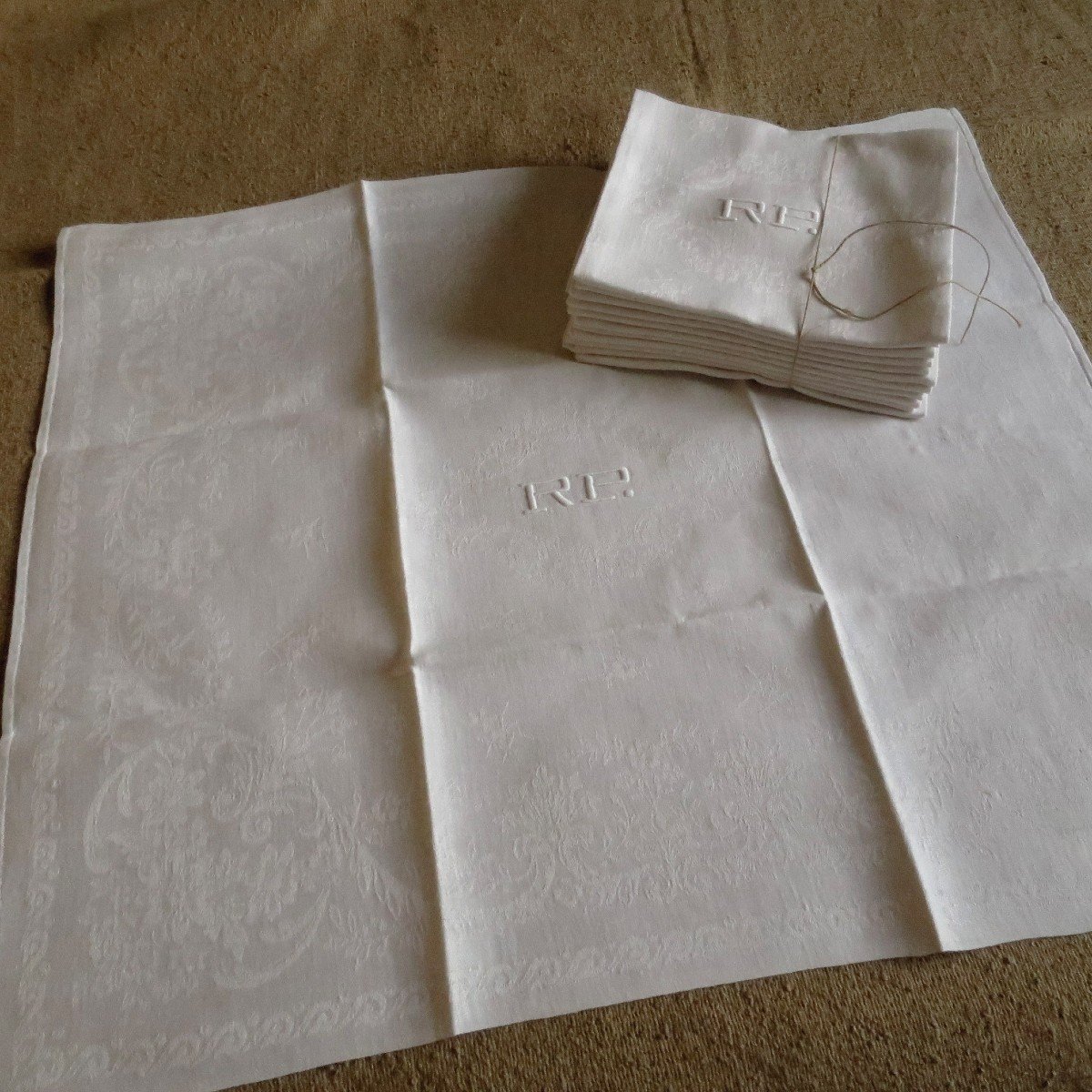 12 serviettes anciennes en lin damassé monogrammées RP début XX°-photo-3