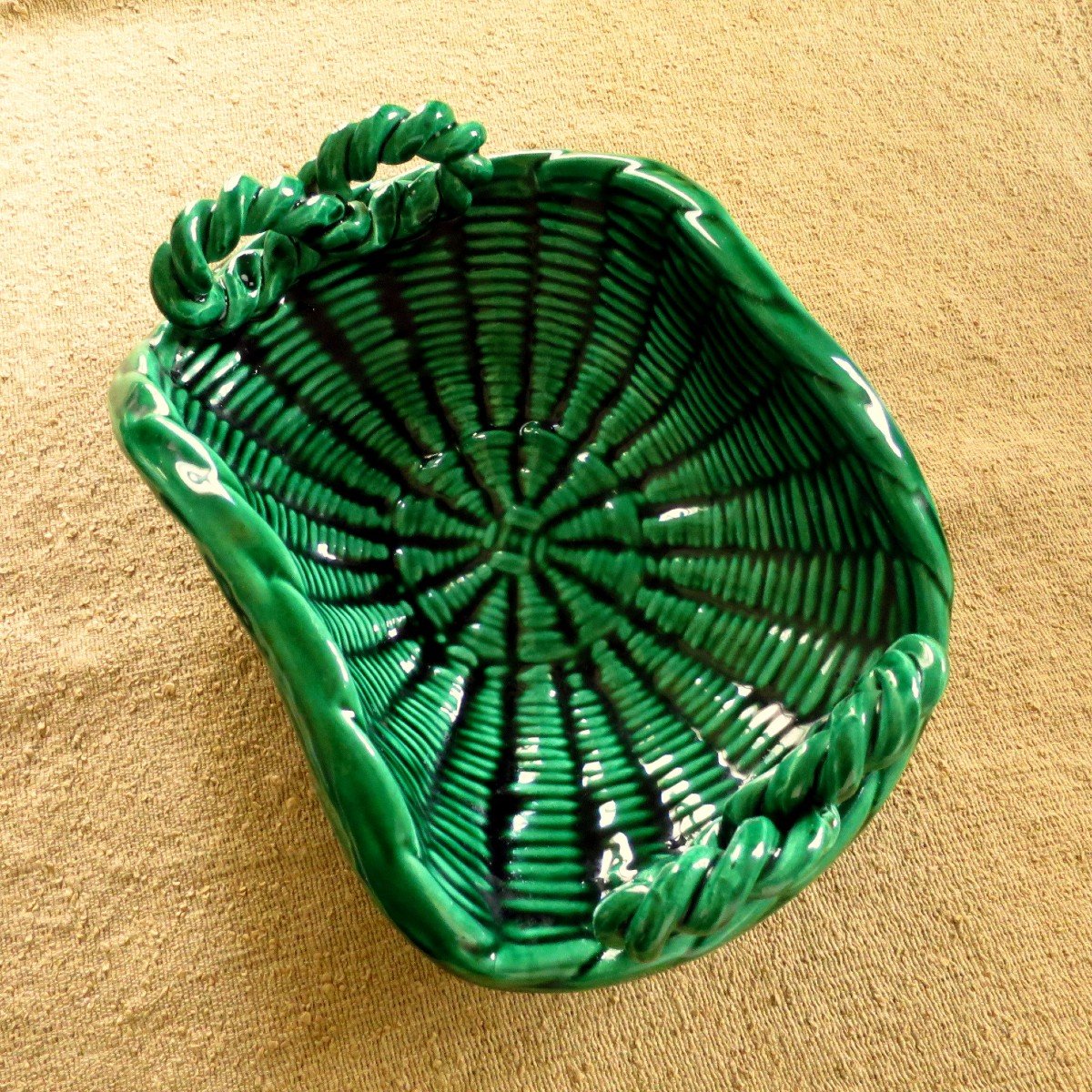 Coupe à fruits vintage en faience verte de Vallauris, 1950-photo-1