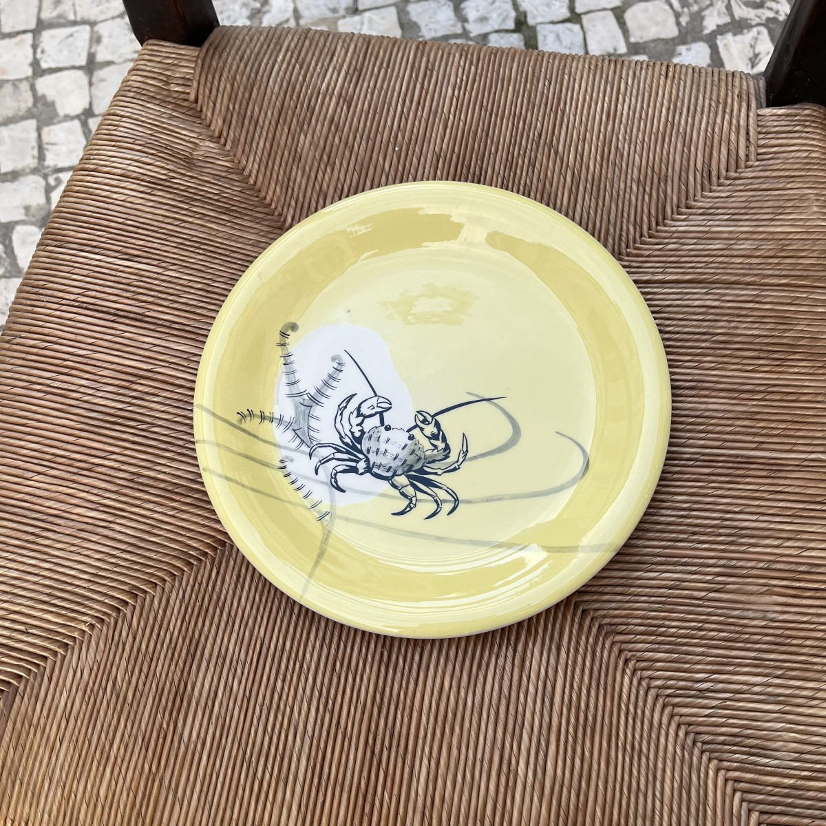 Série de 10 assiettes et une saucière Sainte Radegonde aux poissons et crustacés vers 1950-photo-4