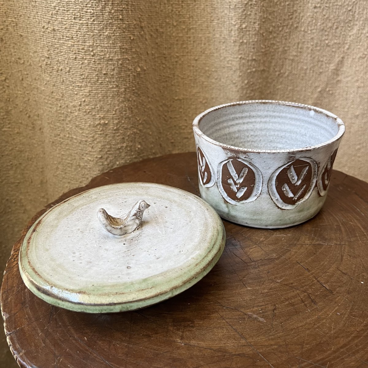 Pot couvert à l’oiseau d’Albert Thiry, Vallauris, circa 1960-photo-2