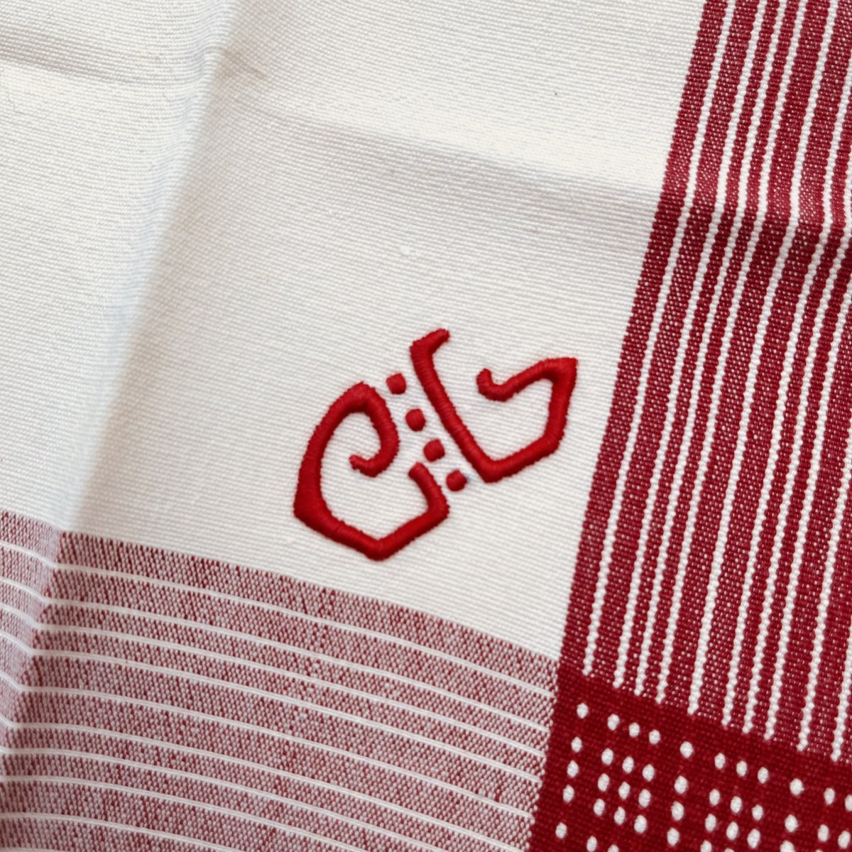 Vintage Napkins With Red Stripes And Fringes, Embroidered With "cg"-photo-3