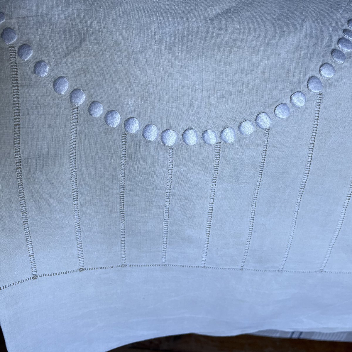Embroidered Linen Tablecloth, Monogrammed "cb" Or "bc," Circa 1930-photo-1
