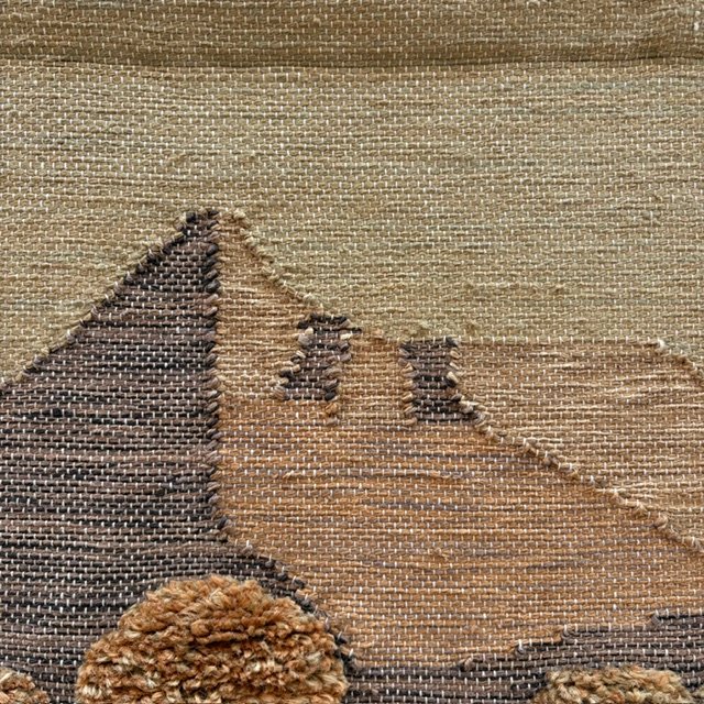 Tapisserie murale "paysage en montagne" en jute et laine vers 1970-photo-1
