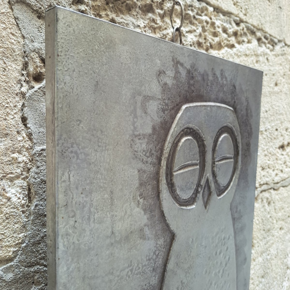 Repoussé Metal Wall Plaque Featuring An Owl Design, Circa 1970-photo-2