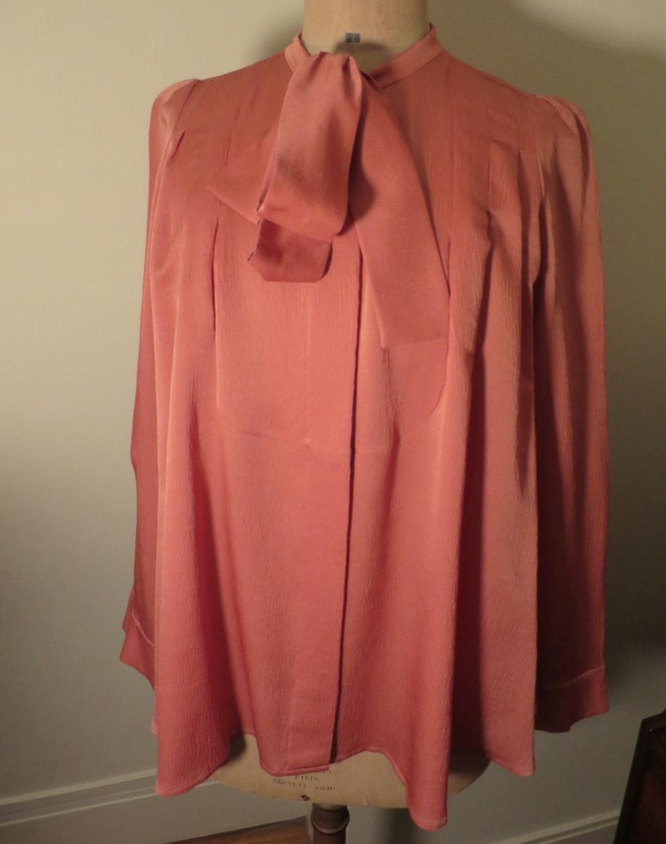 Blouse Sonia Rykiel Pink Silk Salmon Collar Lavallière, Size 42