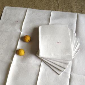 8 Old Damask Linen Napkins With Grape Decor, Late 19th Century