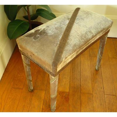 Salon Stool Decorated With A Lily Flowers, XIX °