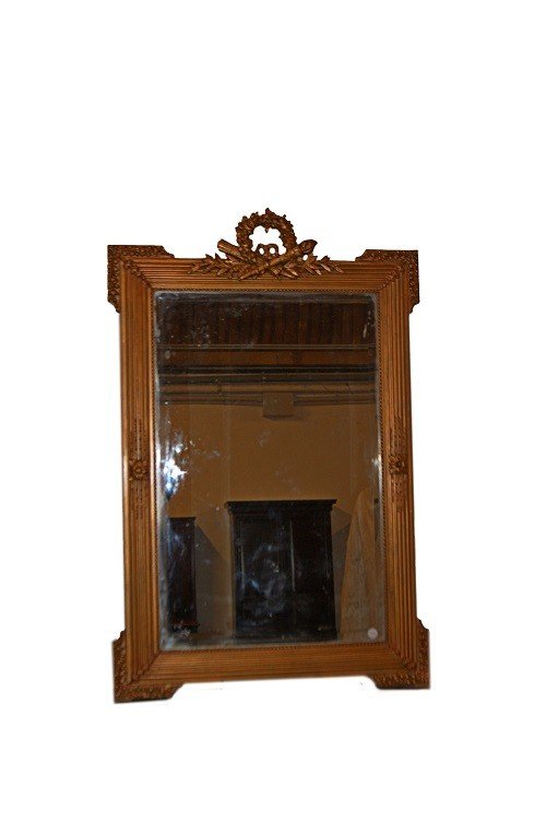 Beau Miroir Français De Style Louis XVI En Bois Doré à La Feuille d'Or