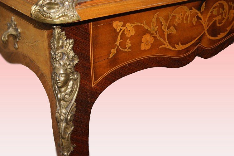 Belle Table à écrire Française Du Début Des Années 1800 De Style Louis XV Avec De Riches Incrus-photo-4