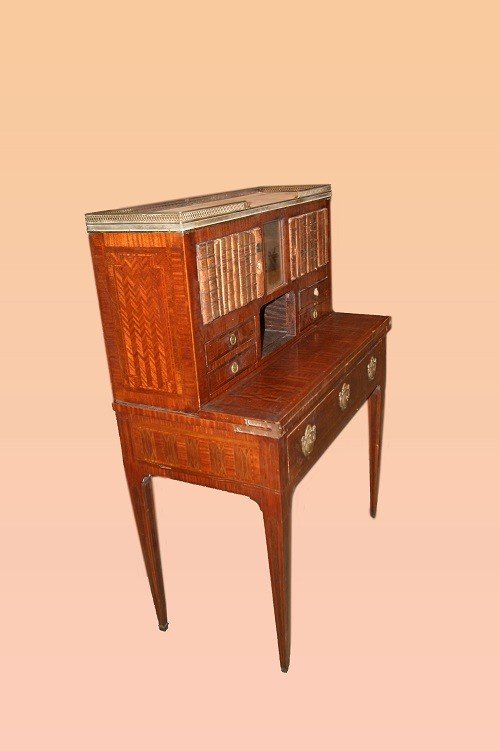 Beau Bureau Marqueté Français De Style Louis XVI Du Début Des Années 1800-photo-1