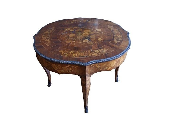 Superbe Table Hollandaise Des Années 1700 Richement Incrustée  Style Louis XV