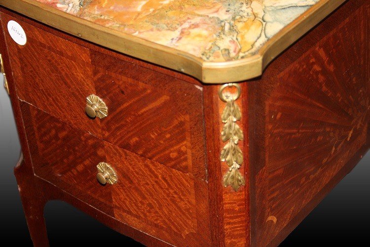 French Parisian Bedside Cabinet From The 19th Century With Marble And Louis XV-style Bronzes-photo-3