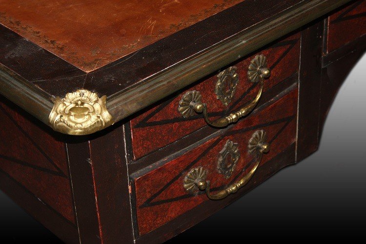 French Louis XV-style Center Desk With Bronze Applications And A Finished Back-photo-2