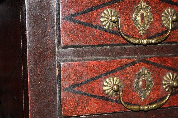 French Louis XV-style Center Desk With Bronze Applications And A Finished Back-photo-3