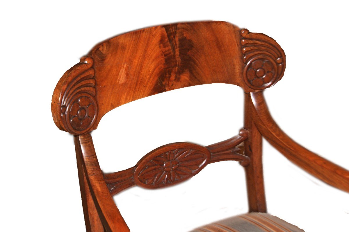 Set Of 4 Biedermeier Armchairs In Mahogany Wood With Carved Backrest-photo-3