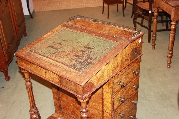 English Davenport From The Second Half Of The 19th Century, Made Of Walnut And Walnut Burl-photo-2