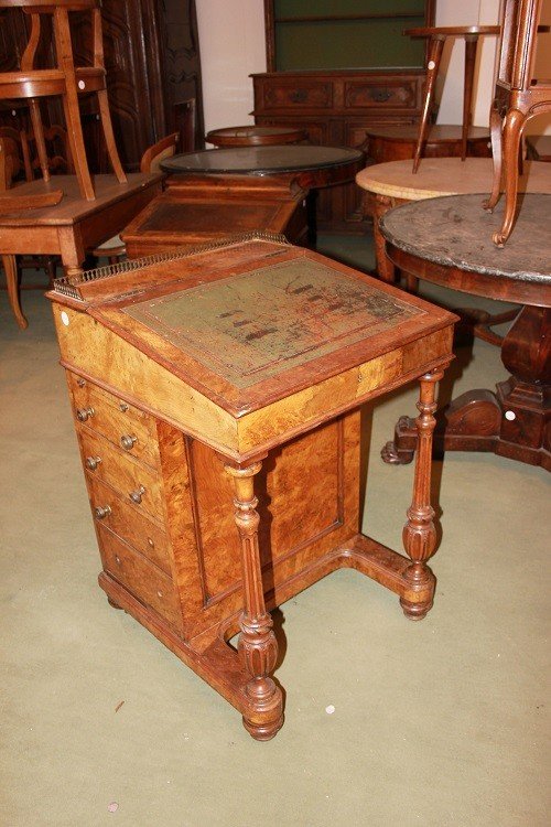 English Davenport From The Second Half Of The 19th Century, Made Of Walnut And Walnut Burl-photo-4