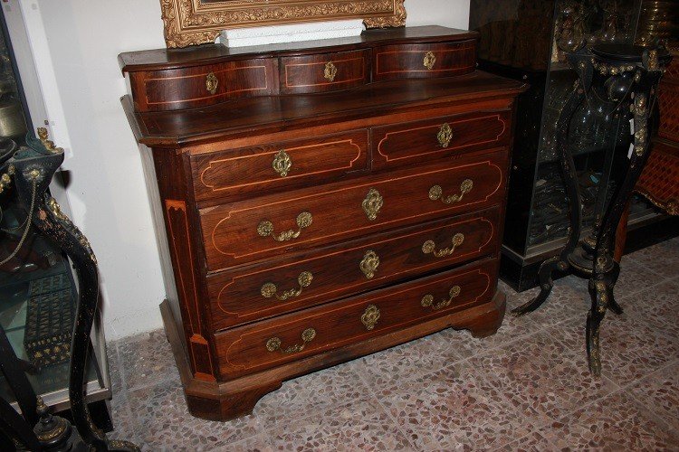 Spanish 18th-century Canterano Chest Of Drawers In Walnut Wood Embellished With Inlay Stringing