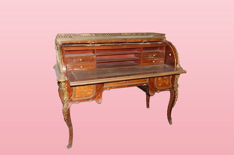 Large Louis XV Desk On Wheels Richly Inlaid From The Early 1800s-photo-3