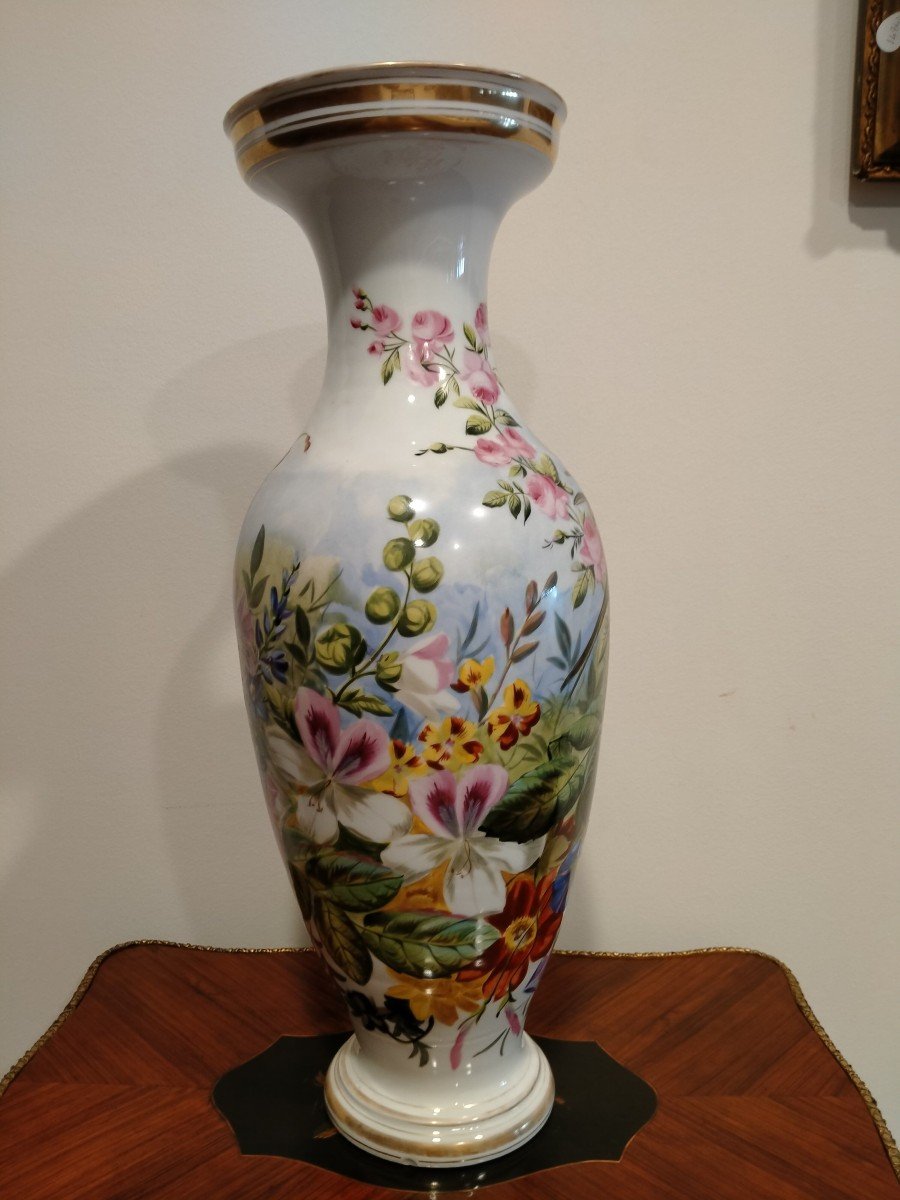 Ensemble De Deux Vases De La Vieille Paris Décorés Des Années 1800, Blancs Avec Motifs Floraux-photo-4