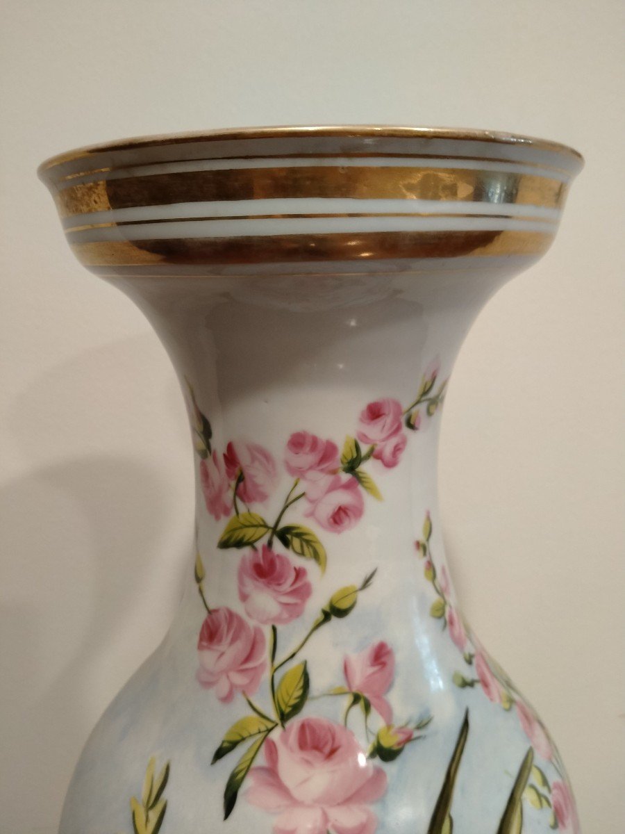 Ensemble De Deux Vases De La Vieille Paris Décorés Des Années 1800, Blancs Avec Motifs Floraux-photo-5