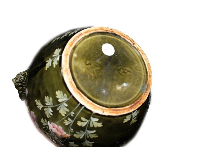 Vase En Céramique Verte Française Avec Des Têtes De Faune, Début Du XXe Siècle-photo-3