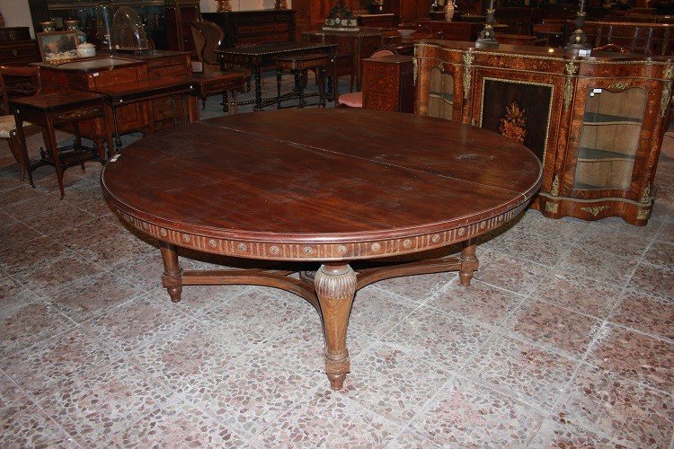 Large French Table From The Early 1800s, Louis XVI Style, Made Of Mahogany Wood, 2 Meters In Di