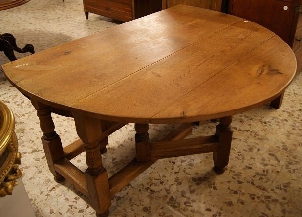Oval Finned Table, French, Mid 1800s In Solid Oak. Removable Feet To Support The Flaps-photo-2