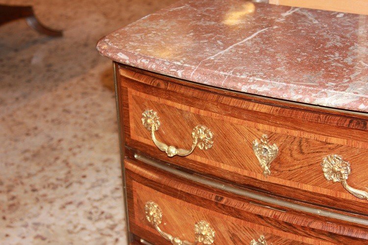 Small French Dresser From The Mid-1800s, Regency Style, In Rosewood. It Features A Top In Red -photo-4