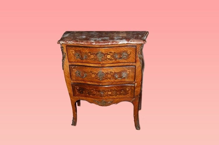 Small French Dresser From The Second Half Of The 1800s, Louis XV Style, In Rosewood And Violet 