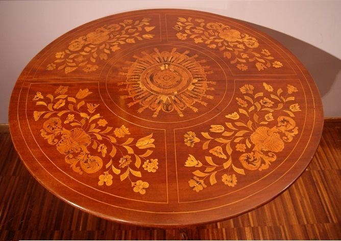 Petite Table Basse Hollandaise Circulaire Richement Incrustée Datant De 1800 En Acajou-photo-2