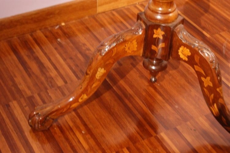 Circular Dutch Mahogany Sail Table. It Features Rich Maple Inlays On The Top And The Base-photo-3