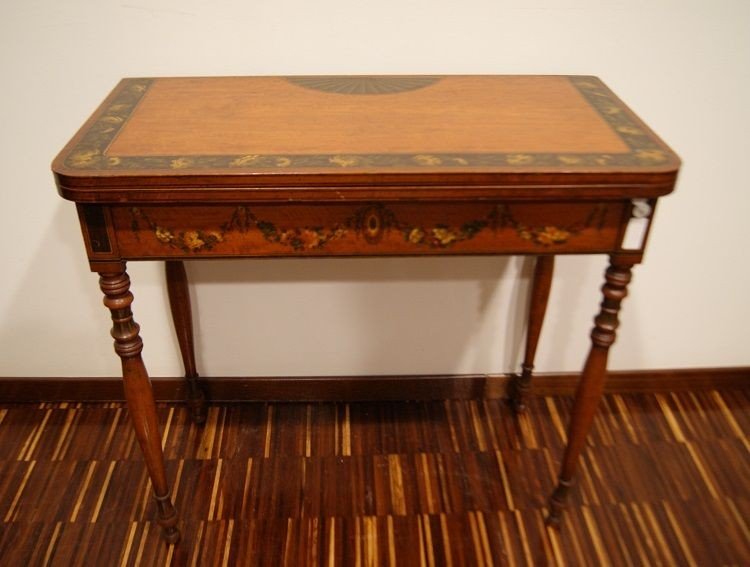 English Games Table From The First Half Of The 1800s, Sheraton Style, In Satinwood With Paintin