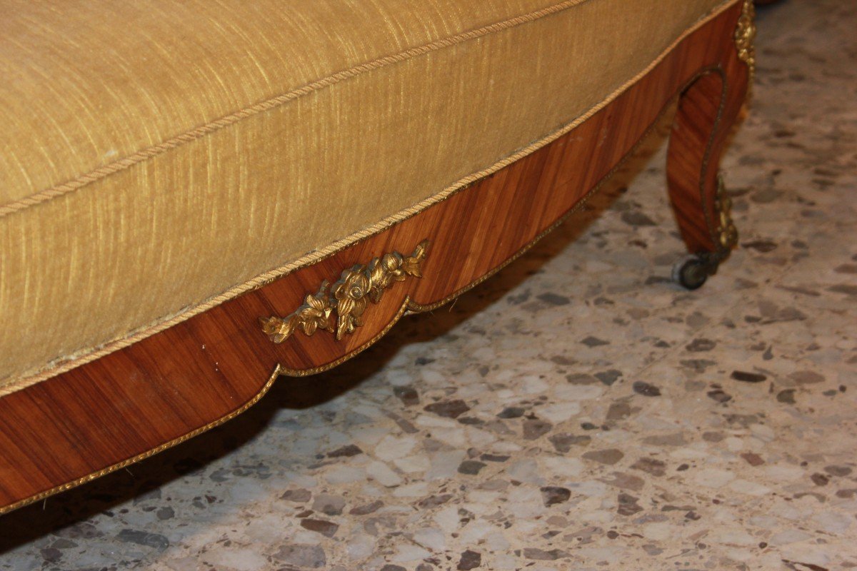 Salon Louis XV Avec Des Ornements En Bronze En Bois De Rose. Canapé, 2 Fauteuils 2 Chaises-photo-4