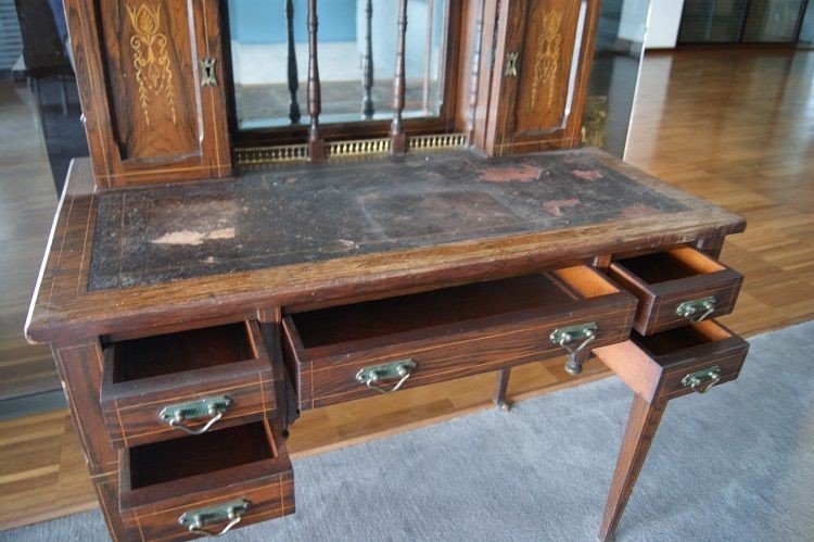  Victorian English Writing Desk From The Mid-1800s, Made Of Rosewood In The Victorian Style-photo-4