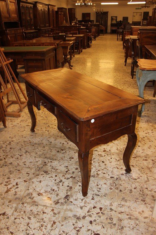 French Provençal Secretary Desk From The Late 1800s, In Walnut Wood. It Features Three Drawers -photo-4
