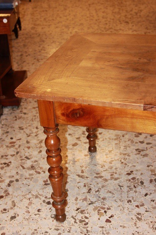  Table Rectangulaire Fixe Française Rustique De Style 600 En Bois De Cerisier Avec 4 Pieds-photo-1