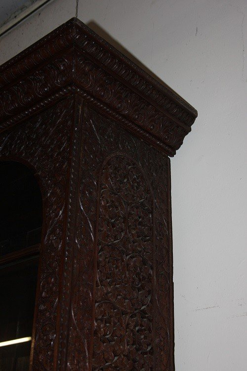 Large Indian Bookcase From The Second Half Of The 19th Century, Made Of Exotic Wood-photo-8