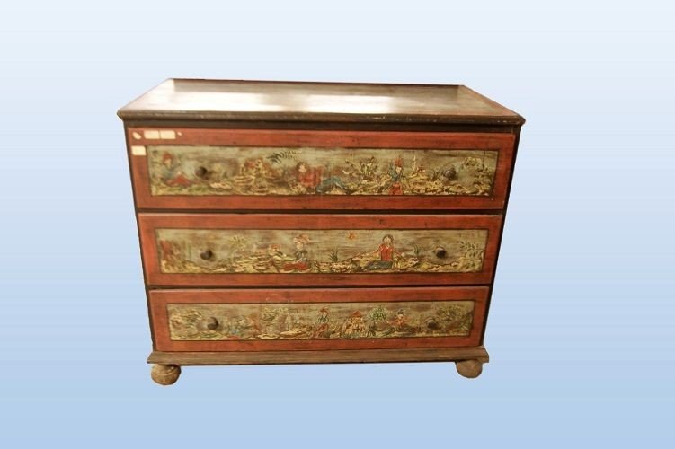 Tyrolean Chest Of Drawers From The First Half Of The 1800s, Lacquered Wood, And Decorated 