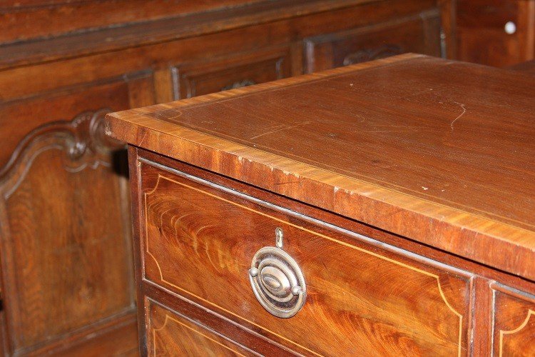  English Chest Of Drawers From The First Half Of The 1800s, Victorian Style, In Mahogany Wood -photo-3