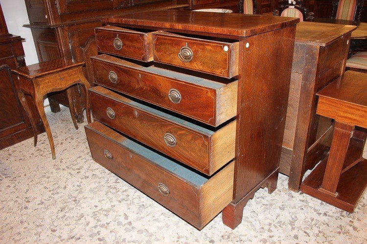  English Chest Of Drawers From The First Half Of The 1800s, Victorian Style, In Mahogany Wood -photo-2
