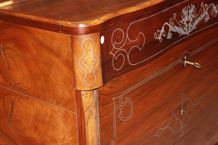  Commode Espagnole Du XIXe Siècle En Noyer Avec Des Motifs d'Incrustations En Métal Argenté-photo-2