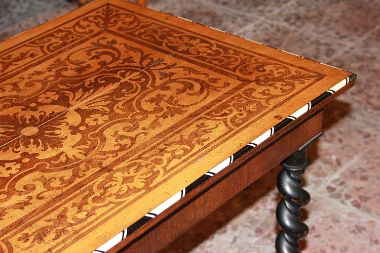 French Mid-19th-century Small Table With A Dutch-influenced Design, Crafted From Rosewood-photo-3