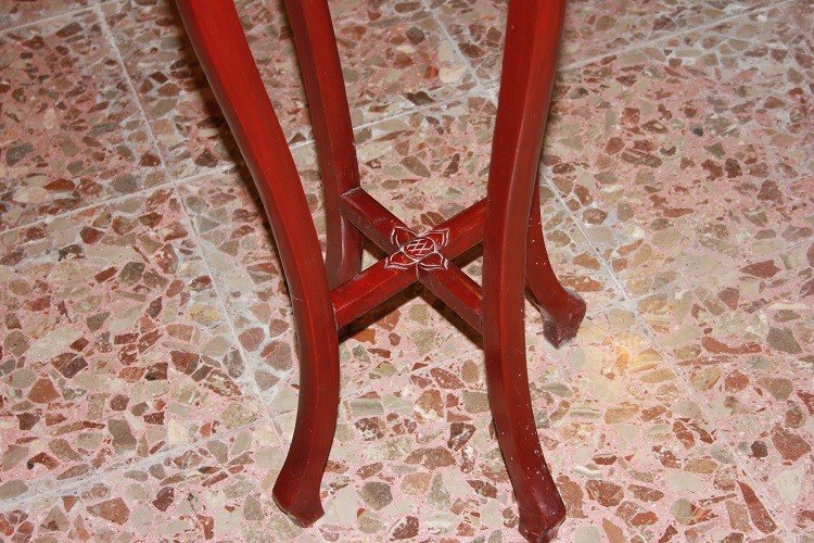 Chinese Plant Stand Table From The First Half Of The 20th Century In Lacquered Wood.-photo-1
