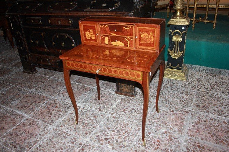 Beautiful Small French Writing Desk From The Second Half Of The 19th Century, Louis XV Style