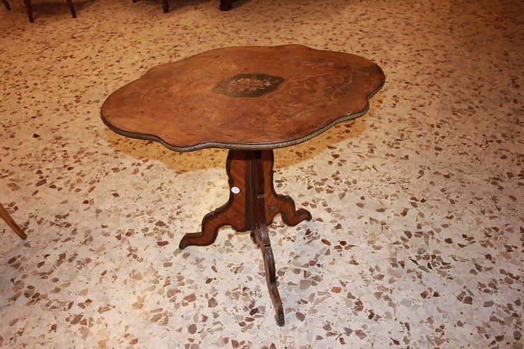 Table Basse à Voile Française De Style Louis XV Avec Incrustations Et Bronzes, Datant Des Année