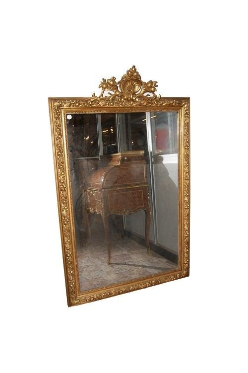 Grand Miroir Doré De Style Louis XVI Avec Un Fronton, Datant De 1800