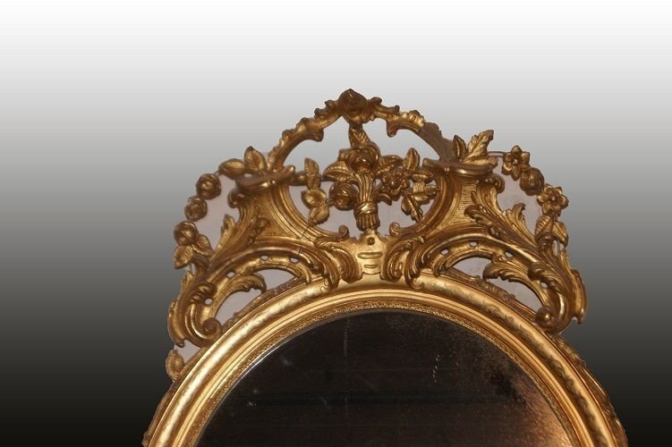 French Mirror From The Mid-19th Century, Louis XV Style, In Gilded Wood With Gold Leaf-photo-2
